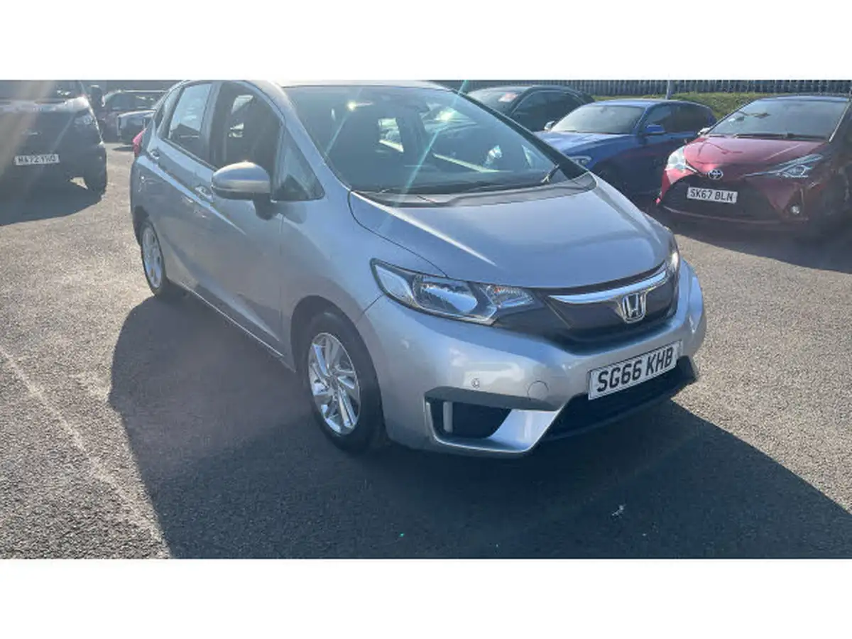 2016-honda-jazz-13-i-vtec-se-big-34