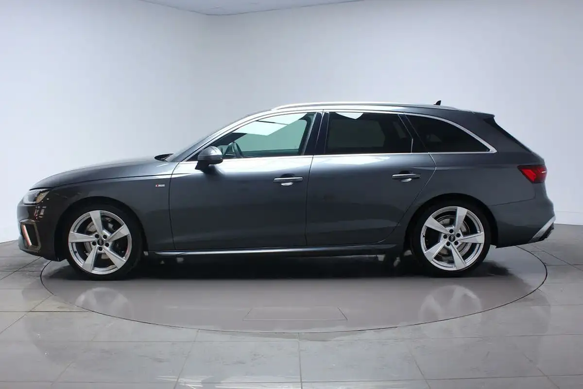 2024-audi-a4-avant-20-35-tfsi-s-line-big-7