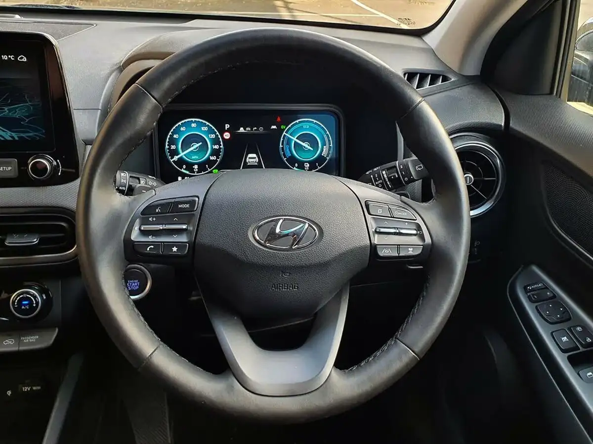2022-hyundai-kona-16-gdi-premium-big-16