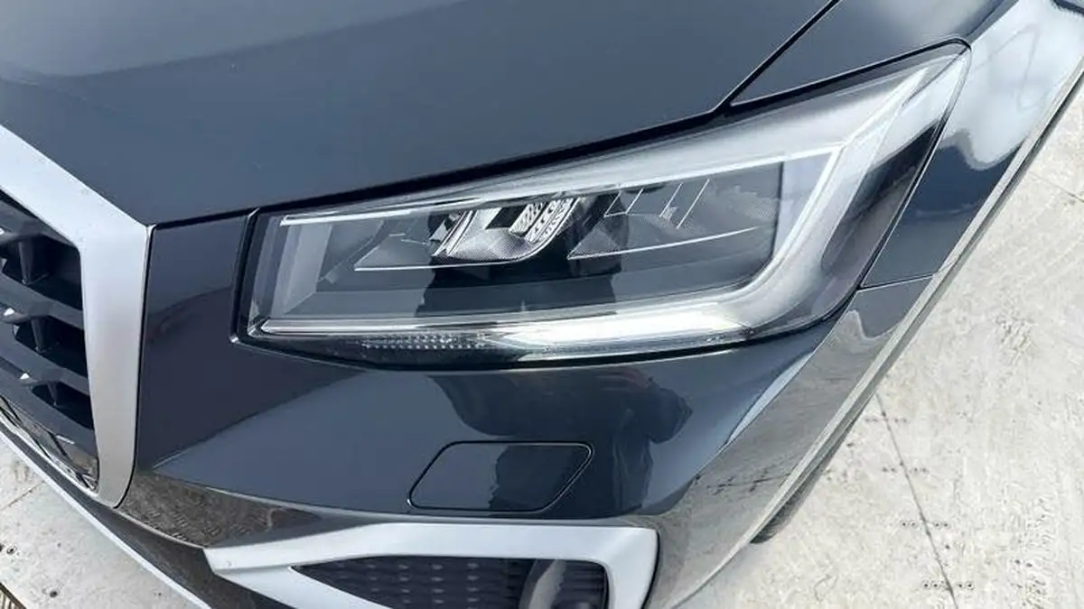 2022-audi-q2-10-30-tfsi-sport-big-38