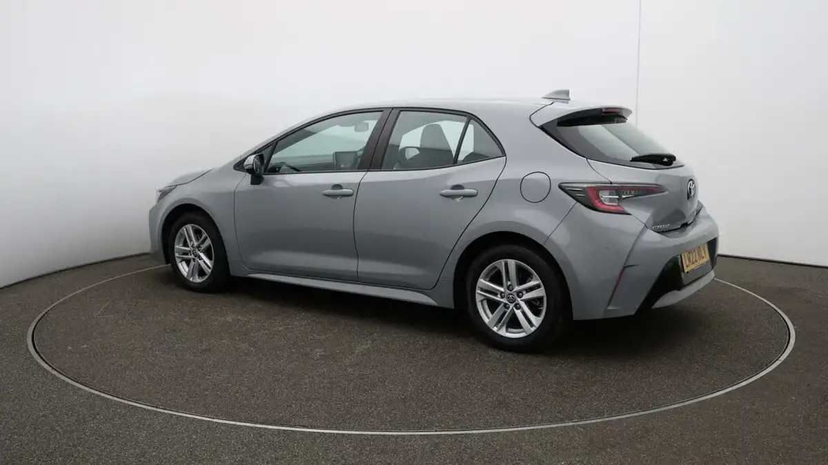 2022-toyota-corolla-18-vvt-i-icon-120bhp-trk-hatchback-5d-big-30