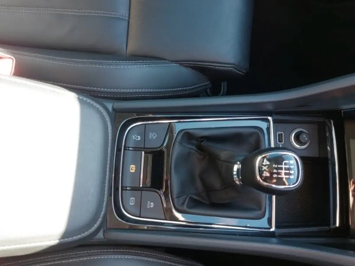 2018-skoda-karoq-20tdi-edition-big-12
