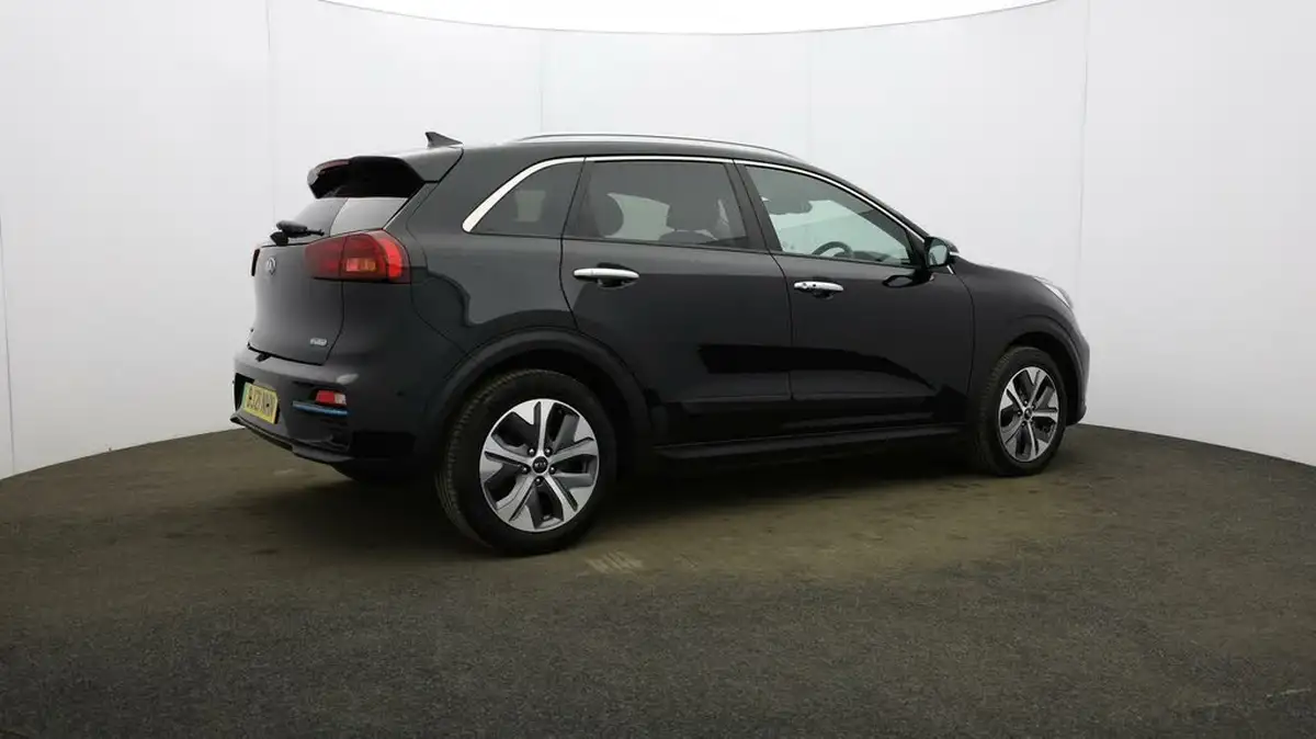 2021-kia-e-niro-ev-3-big-48
