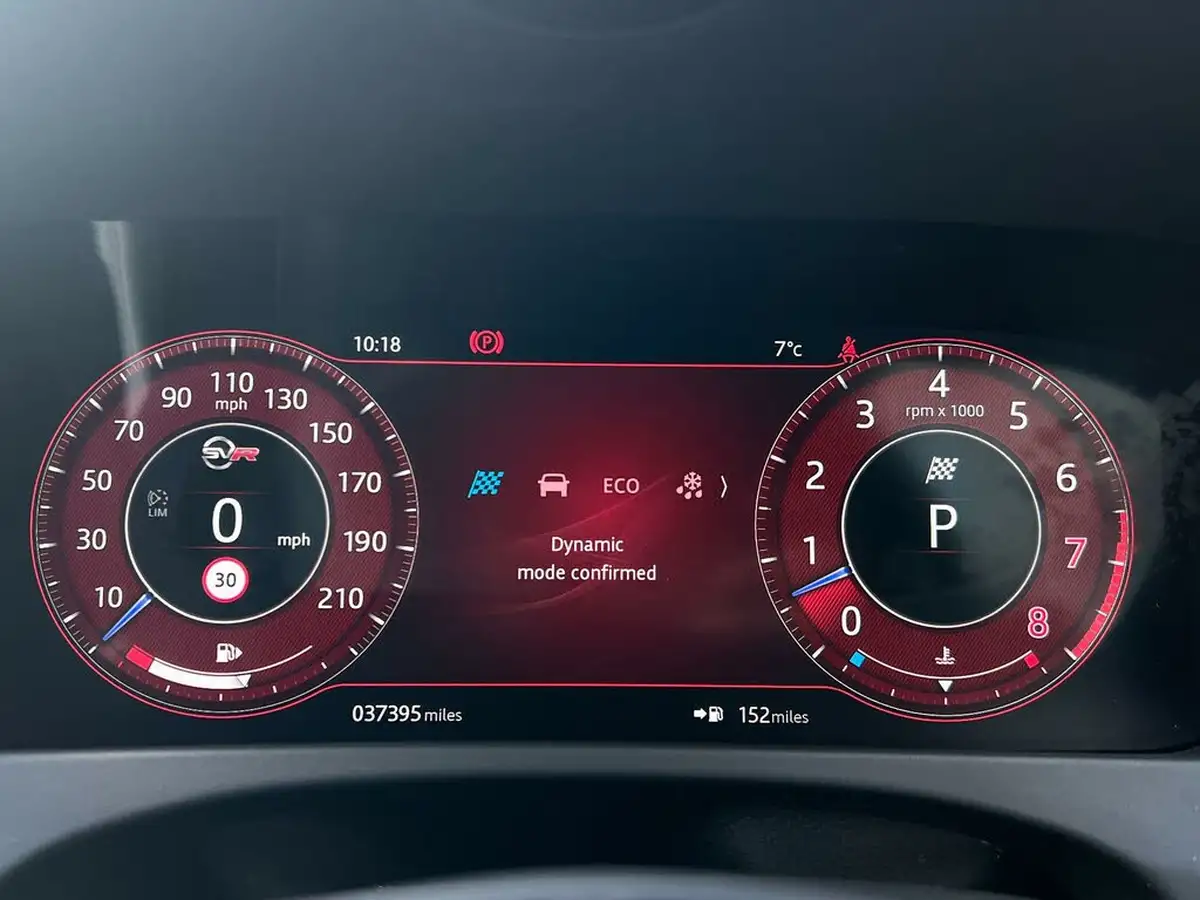 2020-jaguar-f-pace-50-v8-svr-big-31