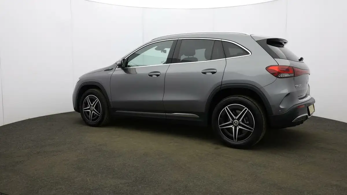 2021-mercedes-benz-eqa-e-eqa-250-amg-line-big-57