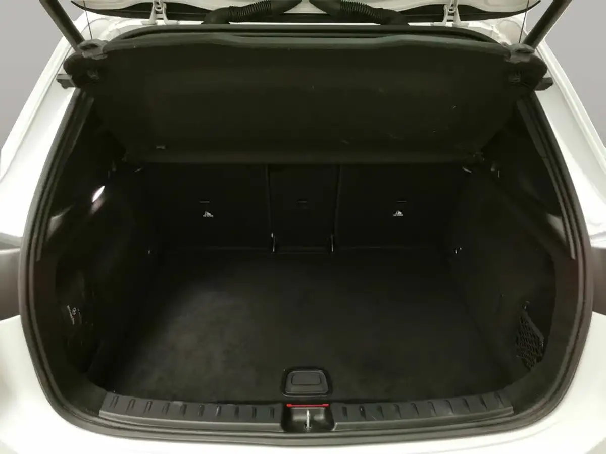 2021-mercedes-benz-gla-class-13-gla-250e-exclusive-edition-big-30