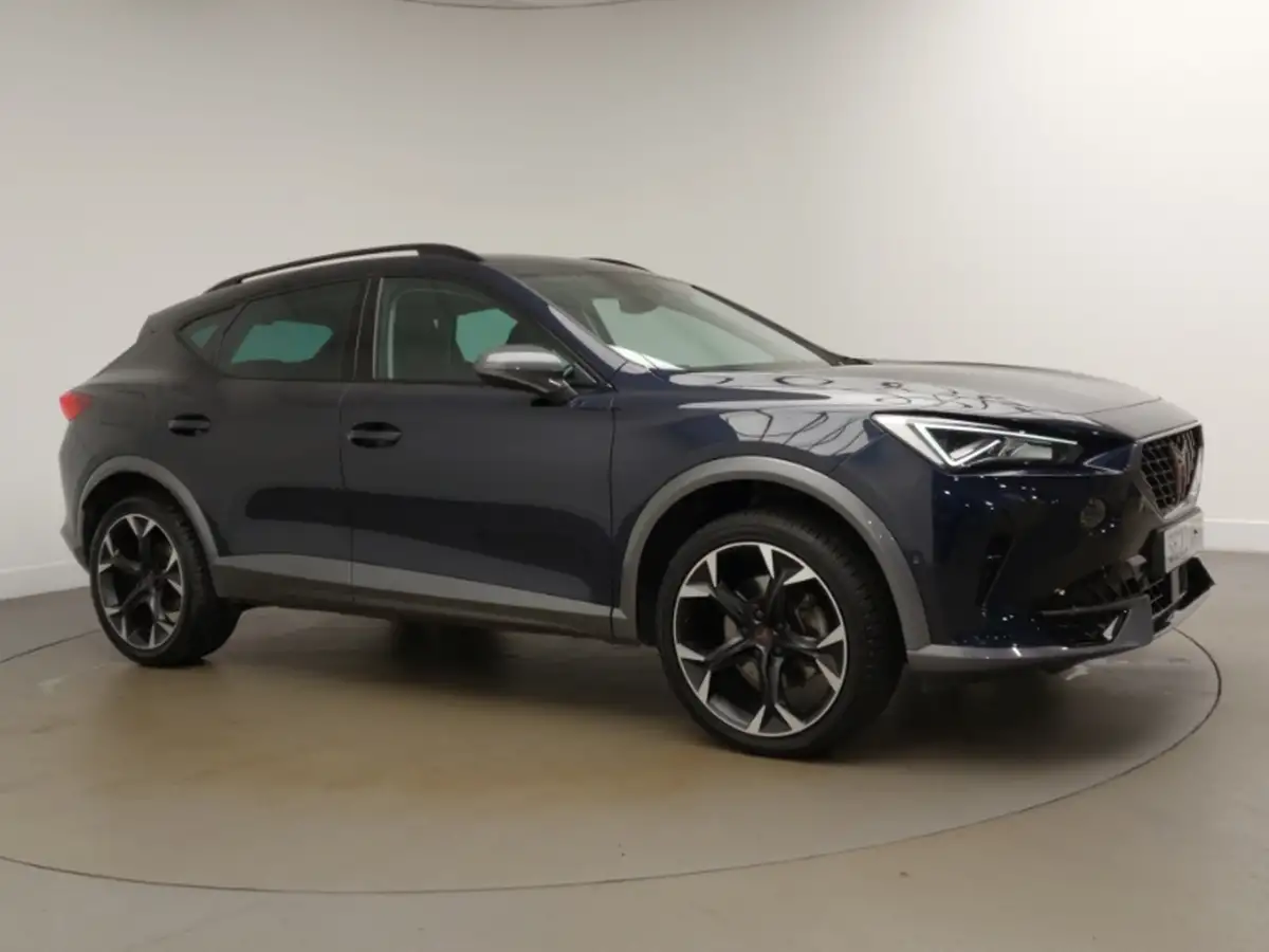 2021-tesla-model-3-e-long-range-4x4-big-12