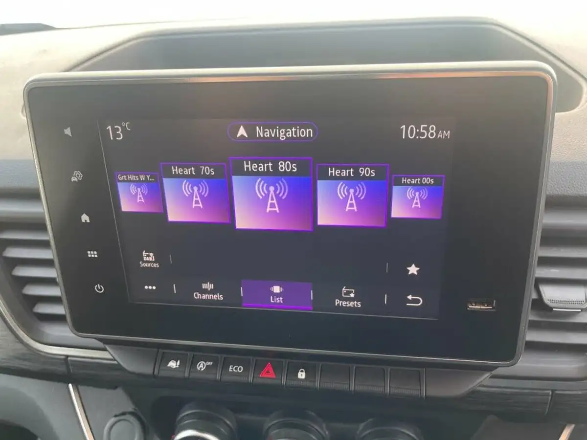 2022-renault-trafic-20dci-ll30-130-sport-big-14
