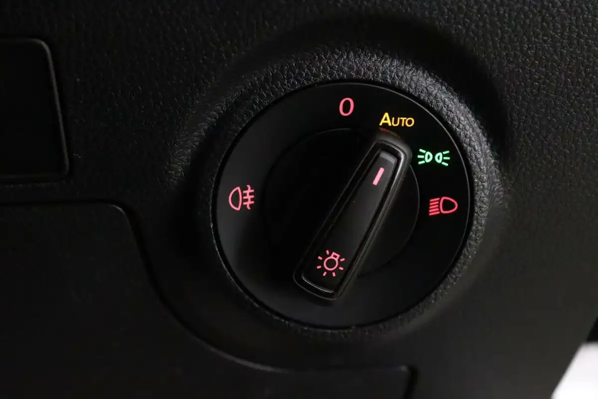 2022-seat-arona-10-tsi-fr-dsg-big-16