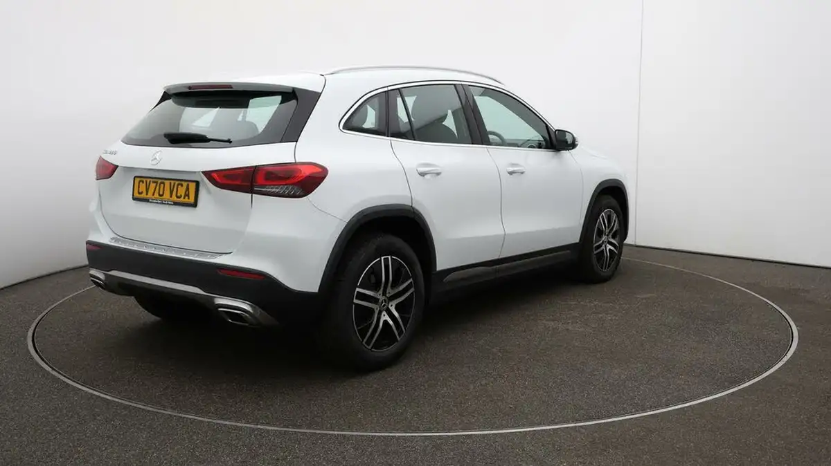 2020-mercedes-benz-gla-class-13-gla-200-sport-big-45