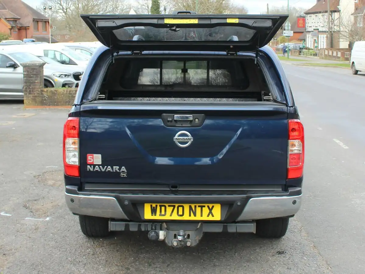 2021-nissan-navara-23dci-tt-tekna-8-navileather-auto-big-8