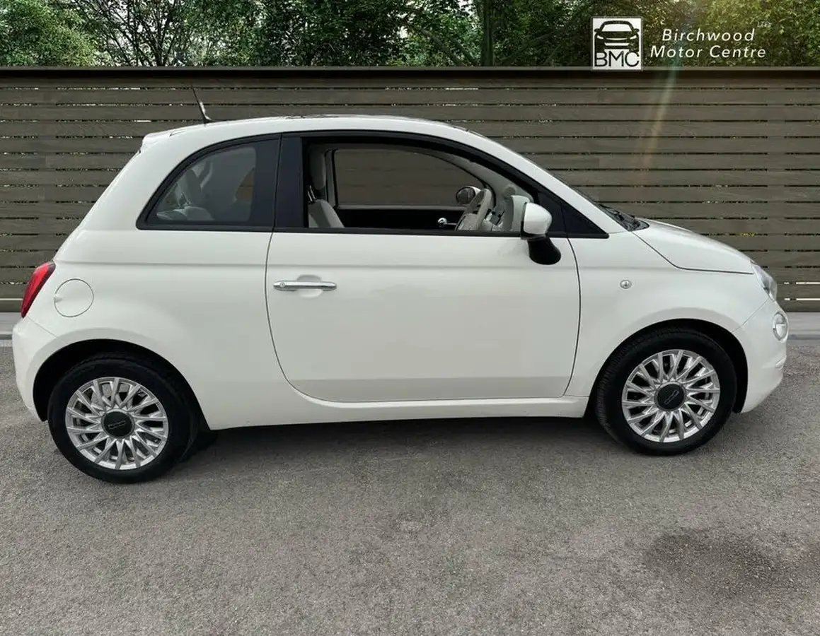 2020-fiat-500-10-lounge-big-7