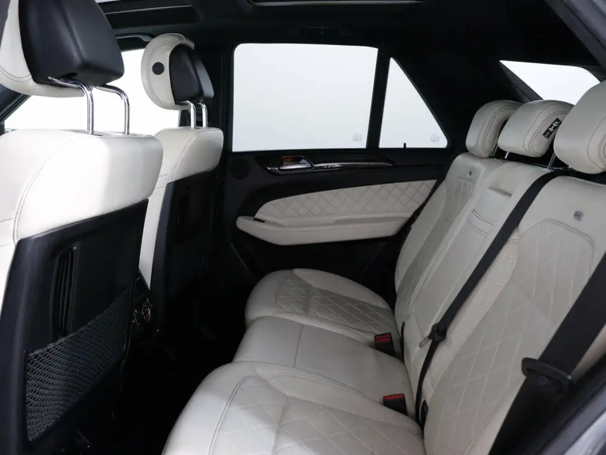 2015-mercedes-benz-gle-class-30td-gle350d-designo-line-estate-big-43