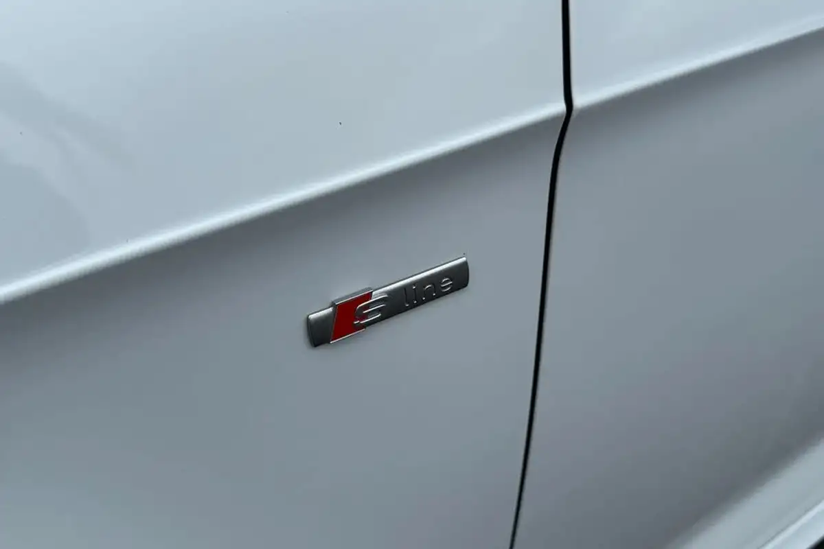 2019-audi-a3-16-30-tdi-s-line-ss-sportback-5d-tronic-big-27