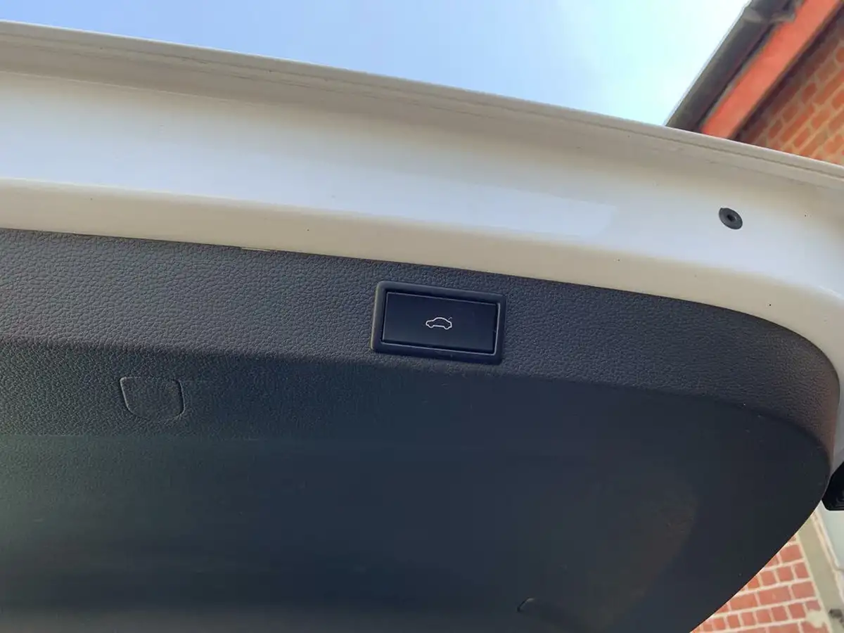 2018-skoda-karoq-20tdi-edition-big-18