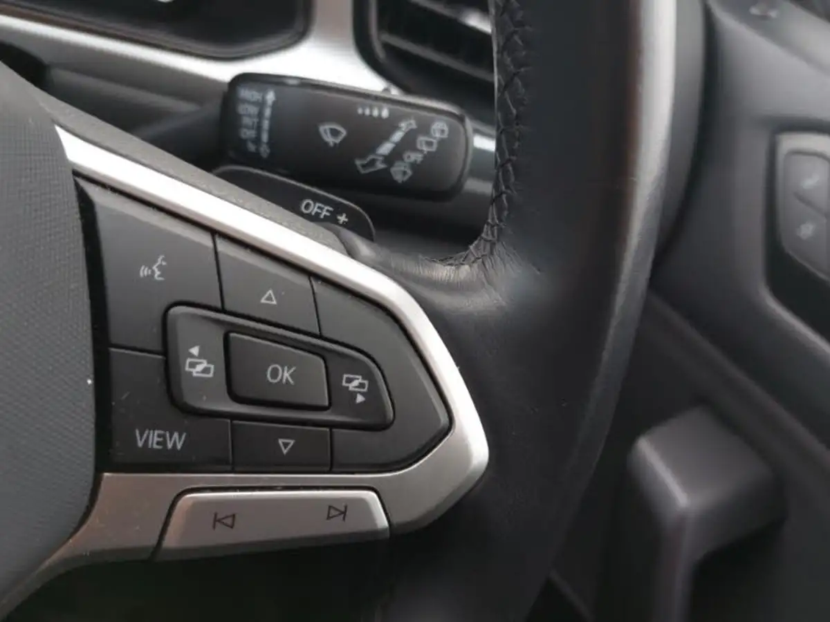 2022-volkswagen-t-roc-15-tsi-life-dsg-big-13
