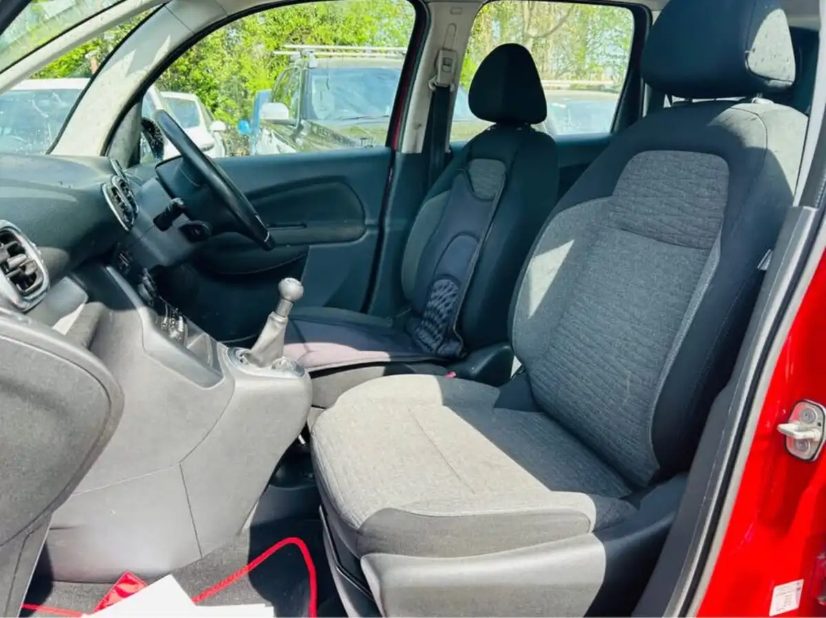 2017-citroen-c3-picasso-16bluehdi-edition-big-13