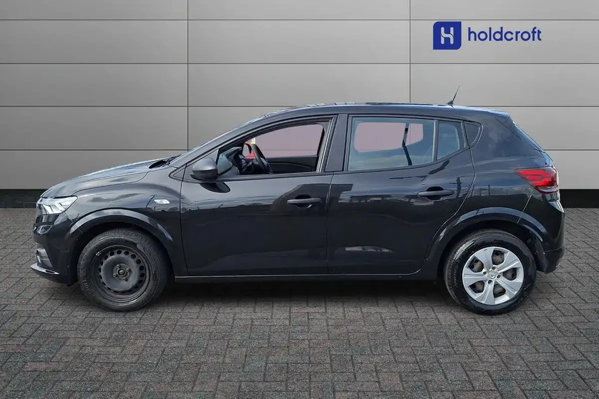 2021-dacia-sandero-10-tce-essential-90bhp-big-5