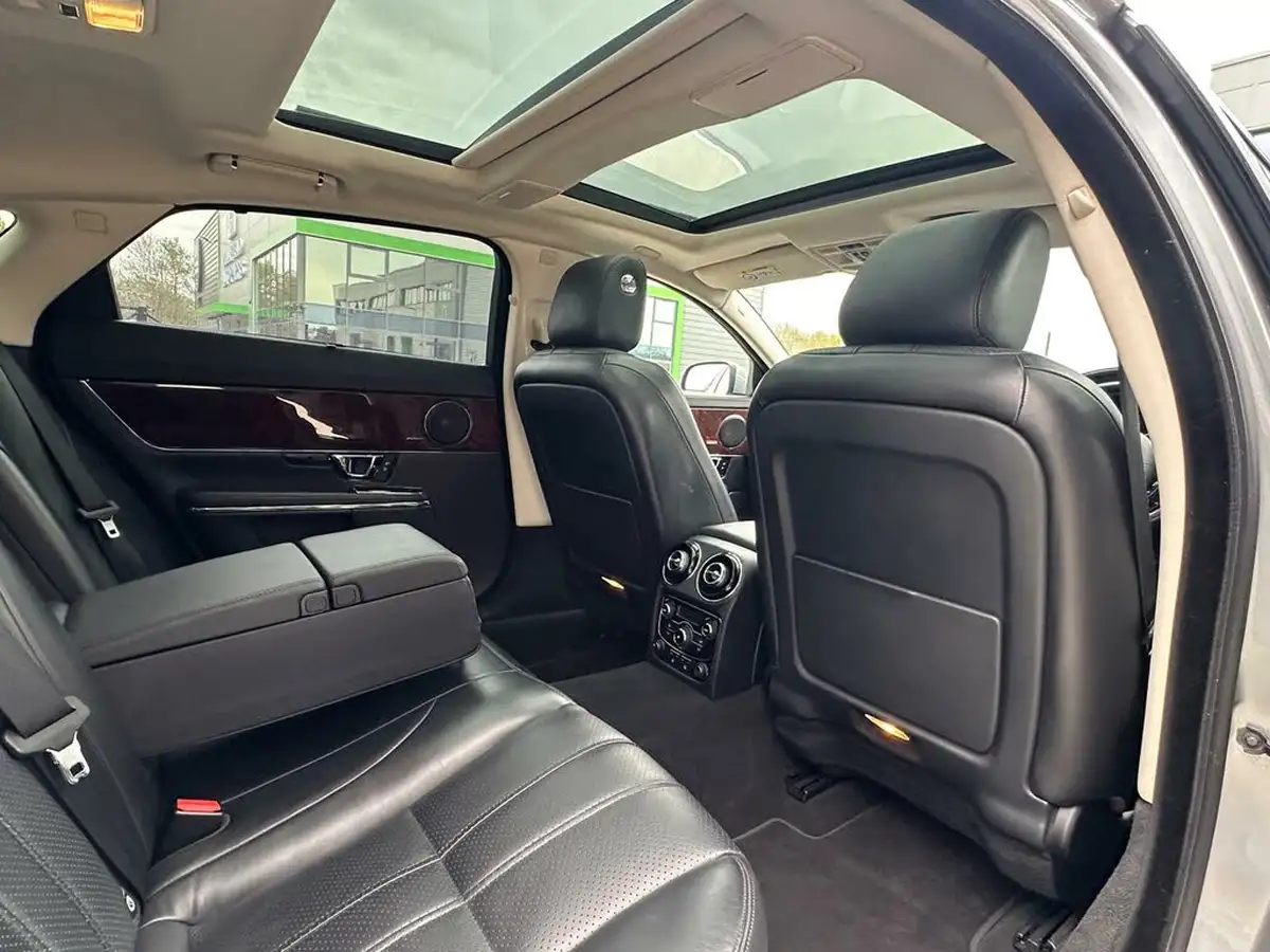 2014-jaguar-xj-series-30td-xj-premium-luxury-lwb-big-58