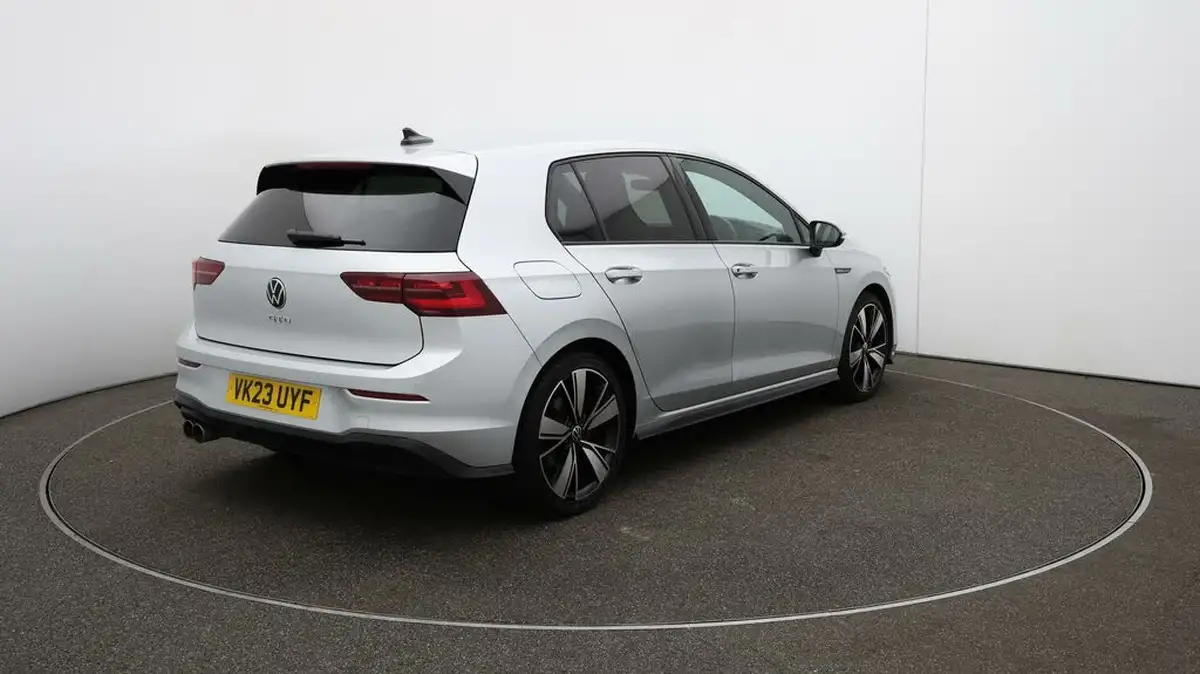 2023-volkswagen-golf-20tdi-gtd-big-47