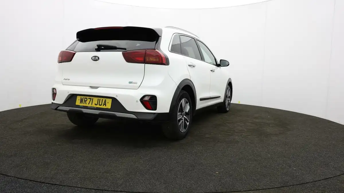 2021-kia-niro-16-gdi-phev-2-big-75