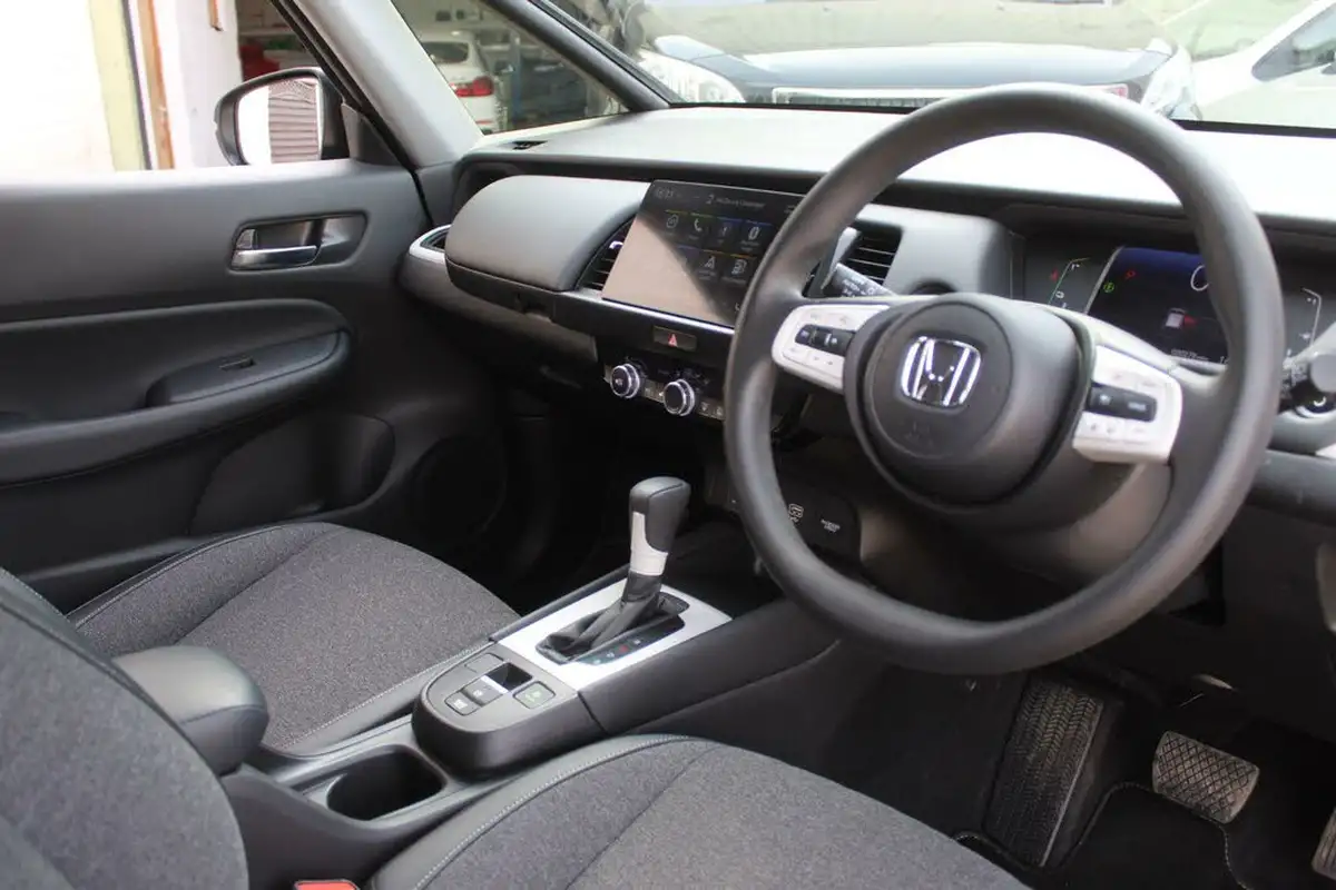 2022-honda-jazz-15-i-mmd-sr-109ps-big-21