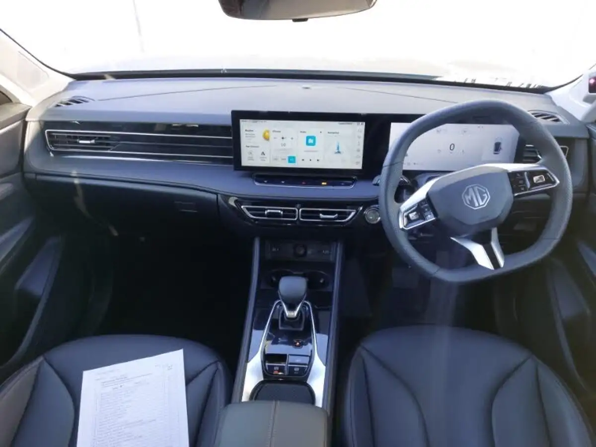 2024-mg-hs-15t-gdi-trophy-273ps-plug-in-hybrid-1496cc-auto-big-2