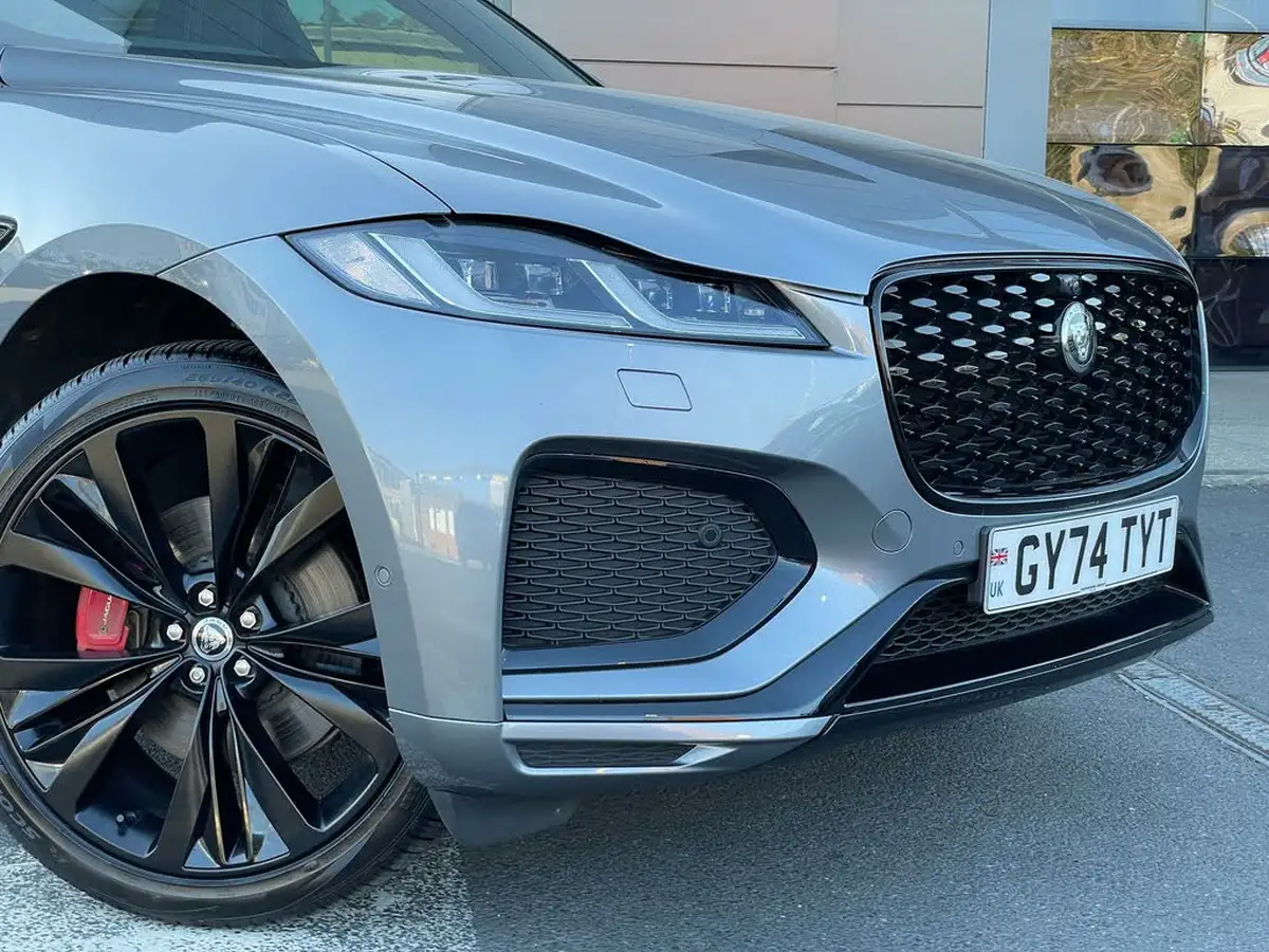 2024-jaguar-f-pace-30-d300-r-dynamic-hse-black-90th-anniversary-edition-big-56