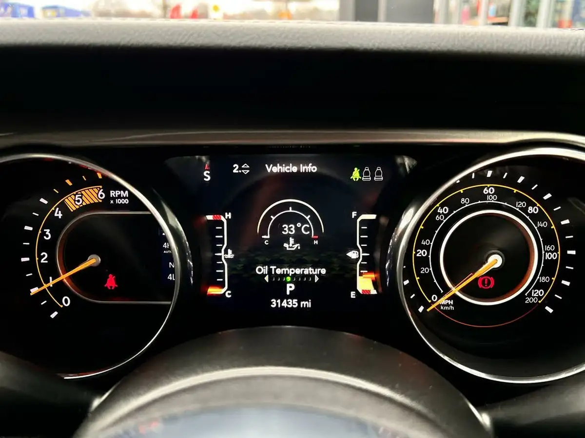 2020-jeep-wrangler-22-multijet-ii-sahara-hard-5d-big-35