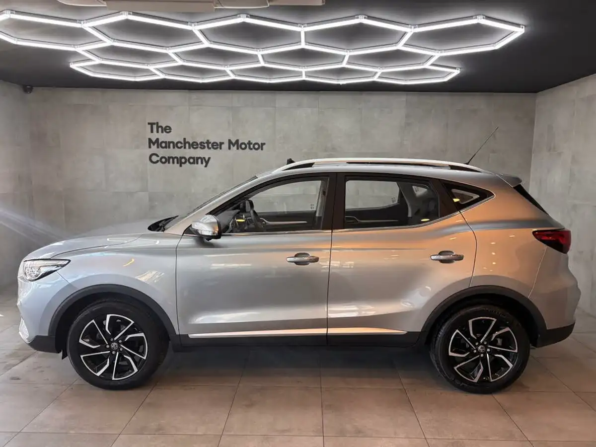 2021-mg-zs-suv-10t-gdi-exclusive-big-1