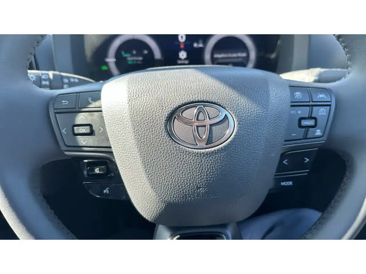 2024-toyota-c-hr-18-vvt-i-design-138bhp-big-32