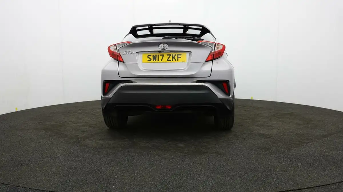 2017-toyota-c-hr-12-excel-big-56