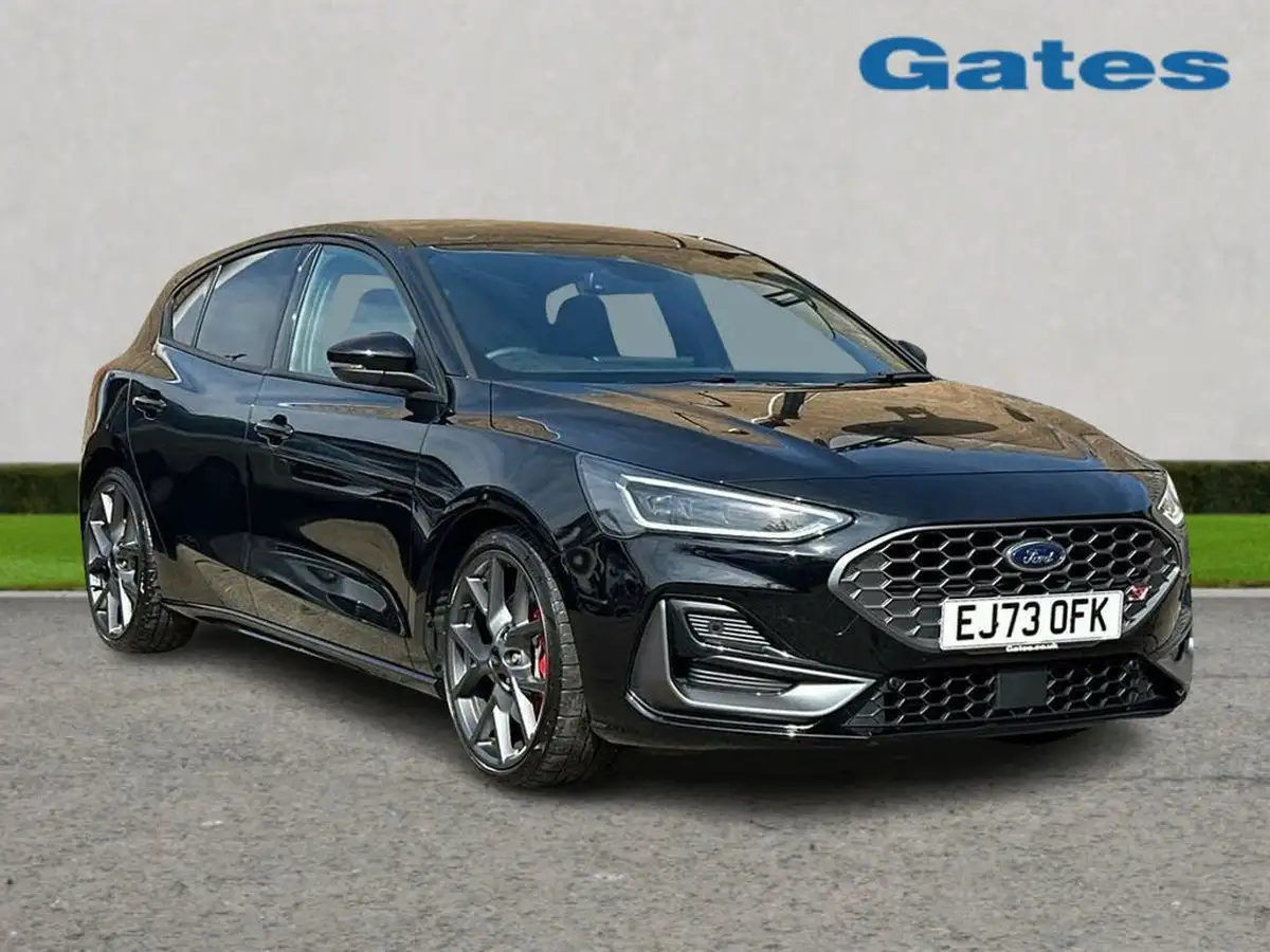 2023-ford-focus-23t-st-hatchback-big-0