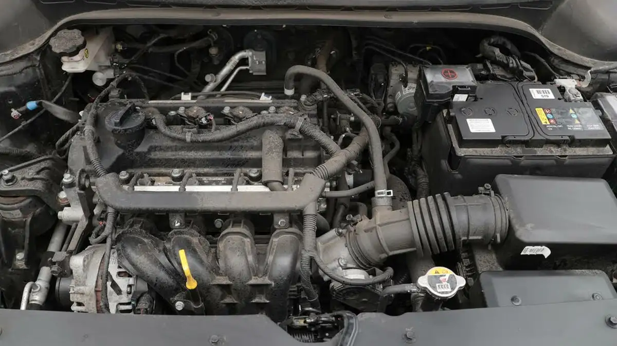 2020-hyundai-i20-12-premium-se-nav-big-19