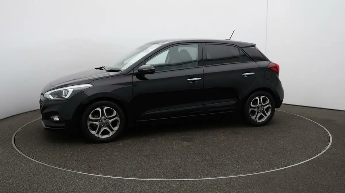 2020-hyundai-i20-12-premium-se-nav-big-61