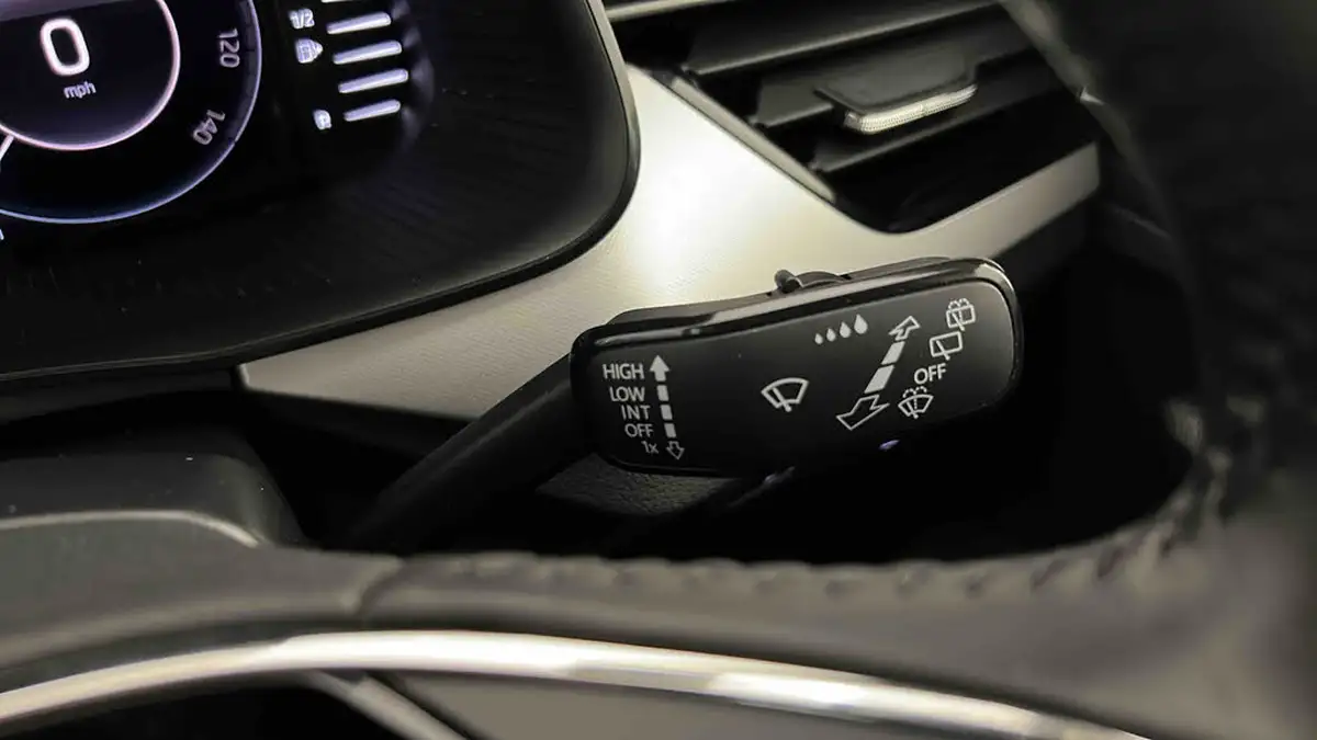 2021-skoda-kamiq-10-tsi-se-l-109ps-dsg-big-35