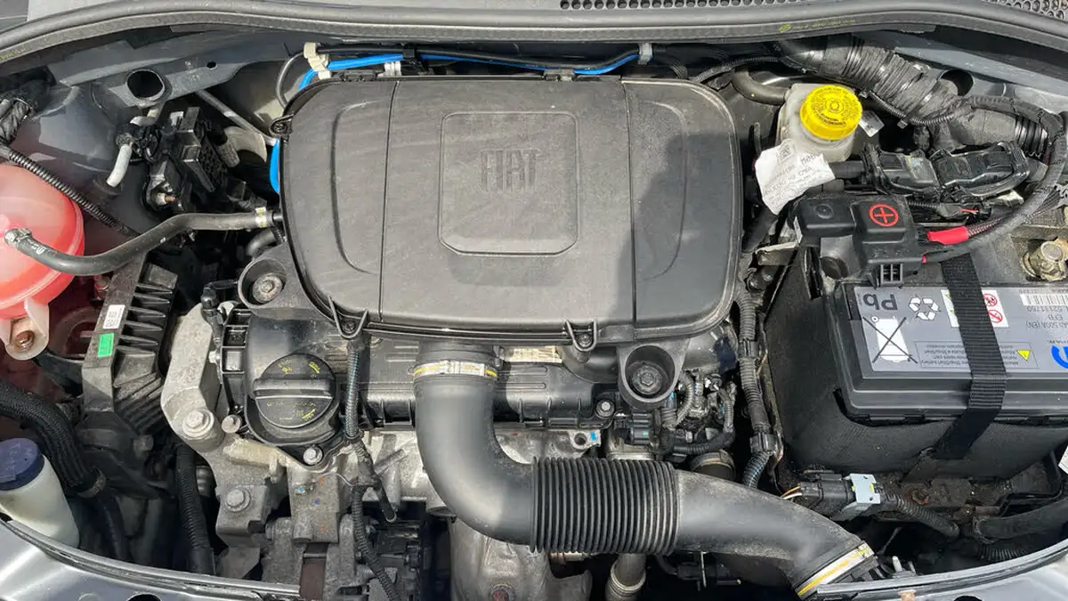 2021-fiat-500-10-lounge-big-15