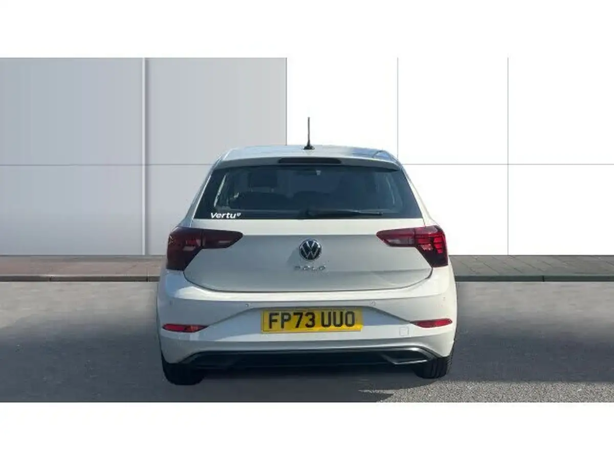 2023-volkswagen-polo-10-tsi-life-big-5