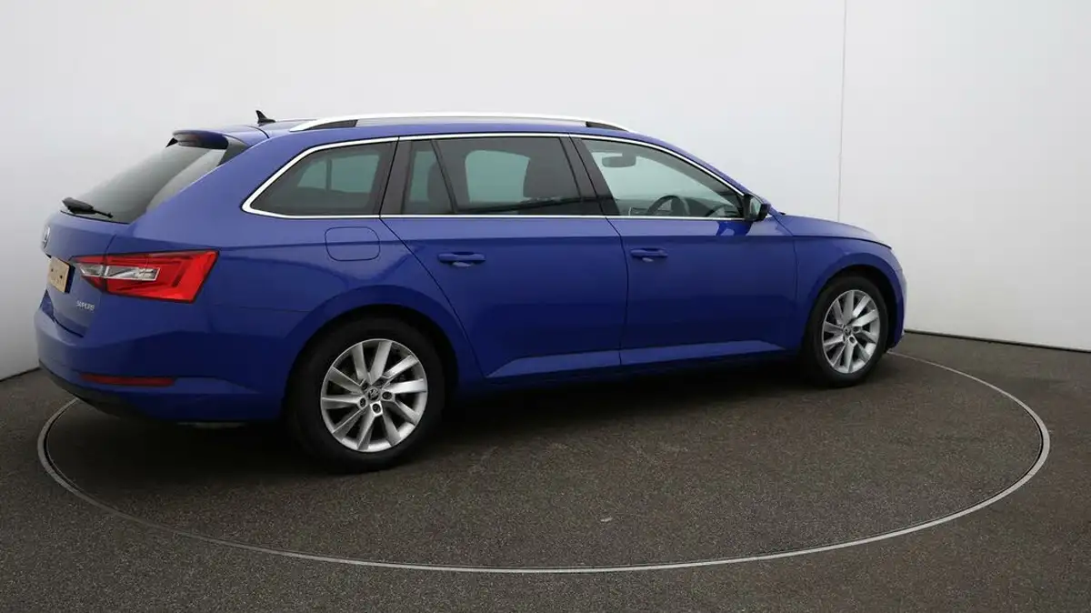 2019-skoda-superb-15-tsi-se-technology-estate-big-44