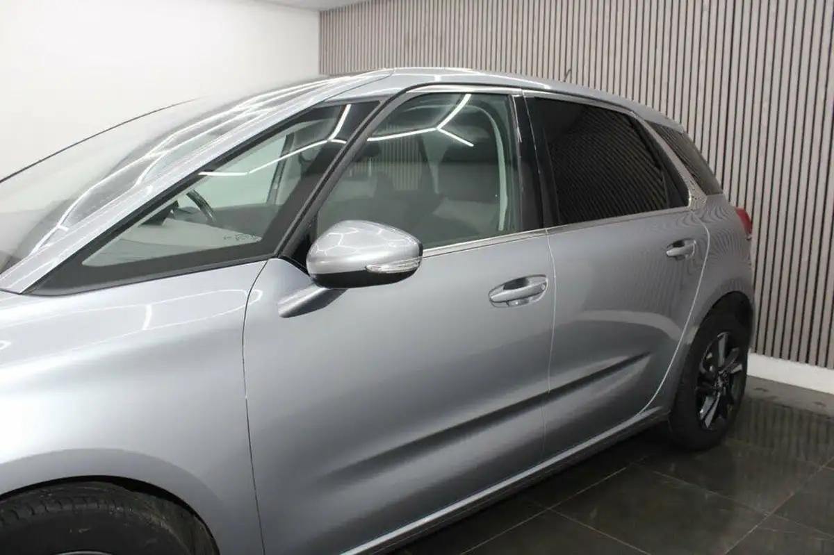 2018-citroen-c4-picasso-16bluehdi-flair-eat6-big-14