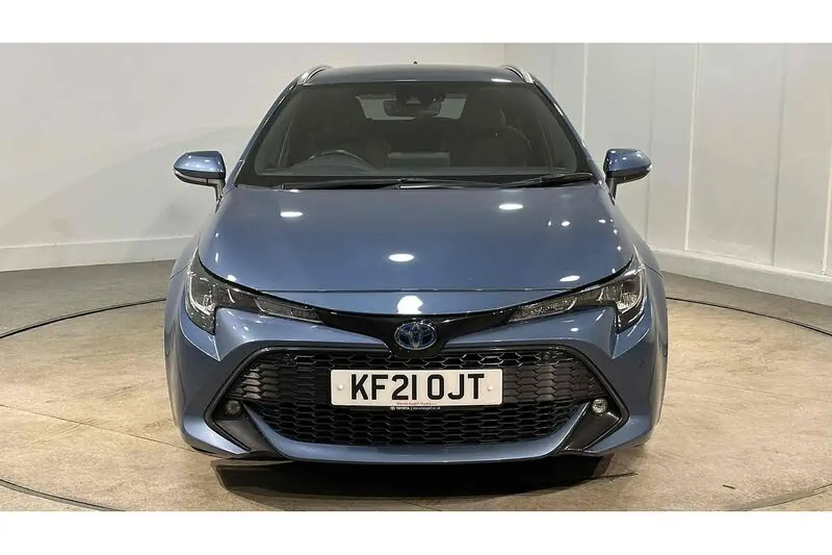 2021-toyota-corolla-18-vvt-i-design-trk-touring-sports-5d-big-2