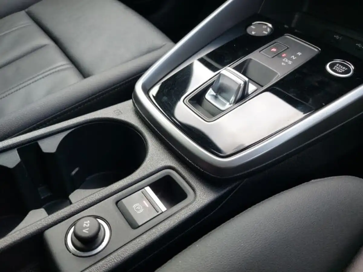 2023-audi-a3-big-16