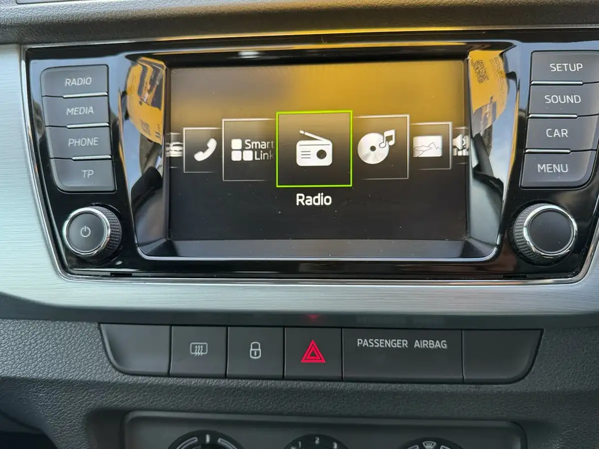 2016-skoda-fabia-12-tsi-se-109ps-hatchback-big-29