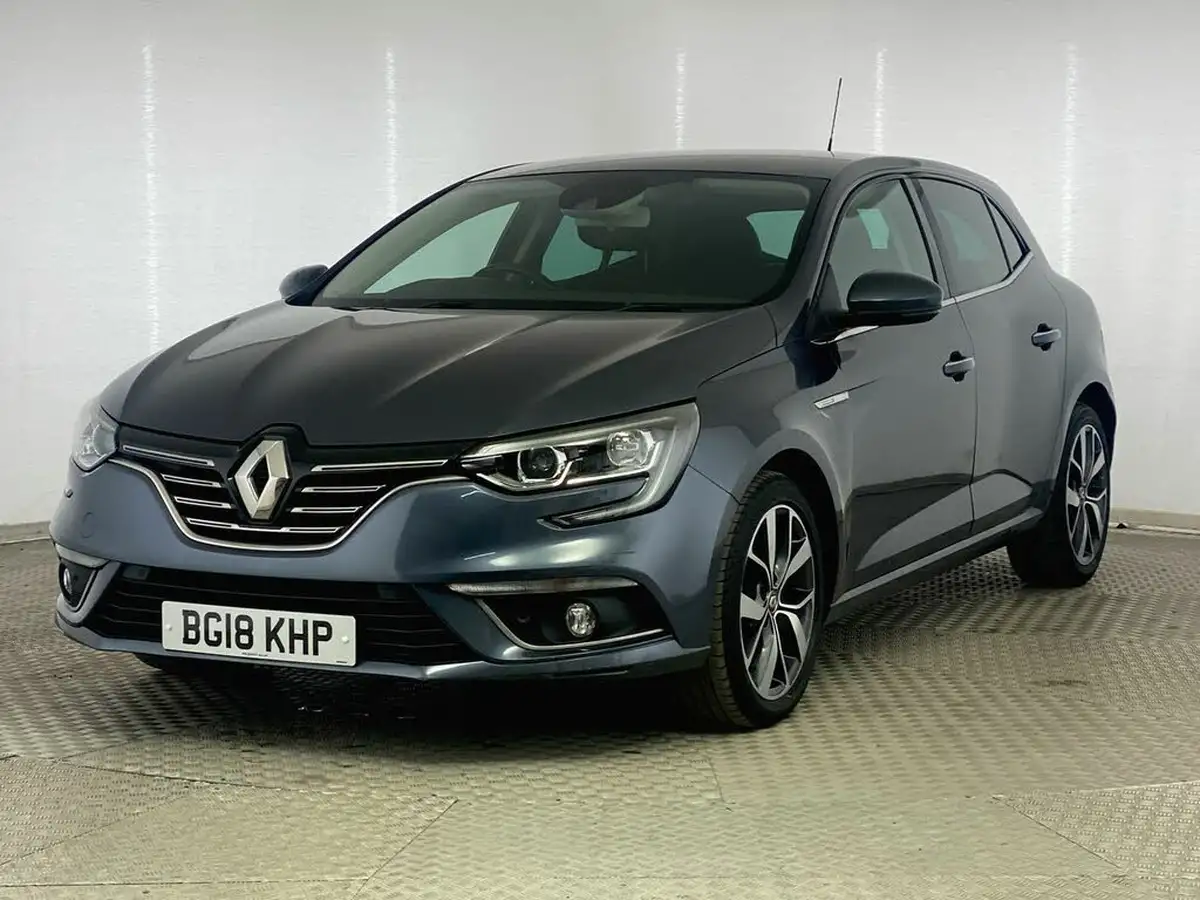 2018-renault-megane-12-tce-dynamique-s-nav-hatchback-big-2