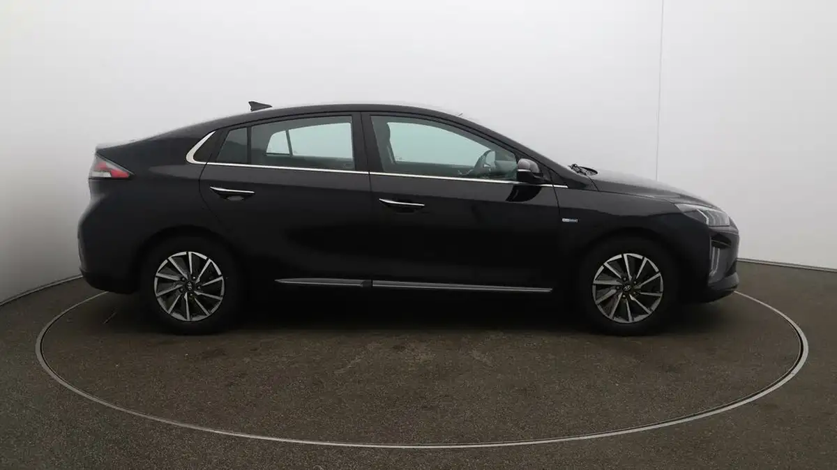 2022-hyundai-ioniq-e-premium-electric-big-44