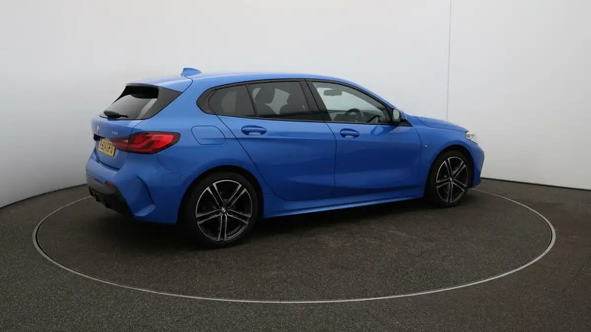 2024-bmw-1-series-15-118i-m-sport-lcp-dct-big-45