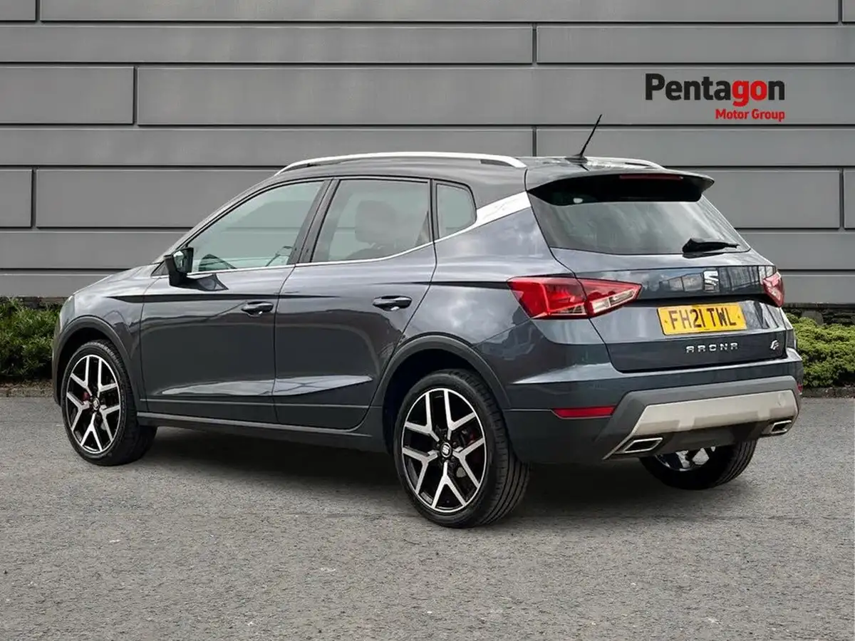 2021-seat-arona-10-tsi-fr-red-edition-big-1