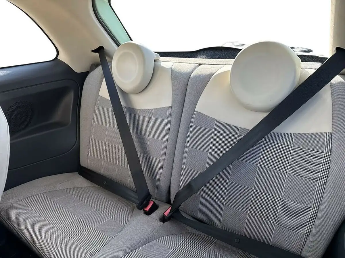 2015-fiat-500-09-lounge-85bhp-twinair-ss-big-10