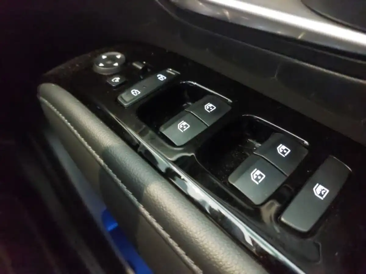 2022-hyundai-tucson-16-t-gdi-ultimate-230ps-hybrid-auto-big-18