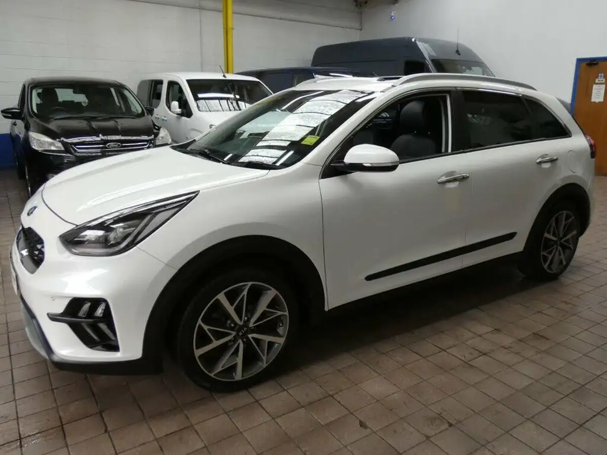 2019-kia-niro-16-gdi-4-156kwh-big-12
